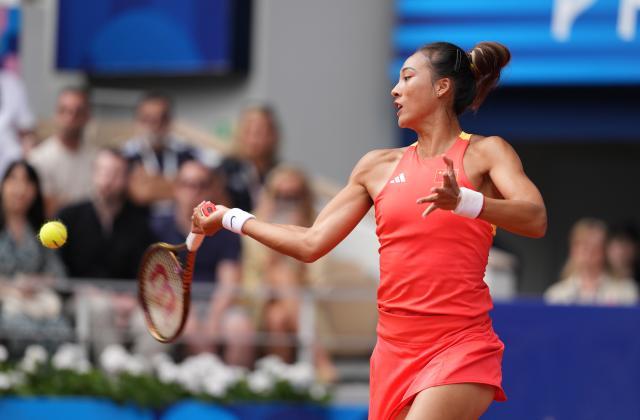 1722736117910059726.jpg 巴黎奥运会丨网球:女子单打金牌赛赛况XxjpseC007008_20240804_MVPFN0A001.jpg