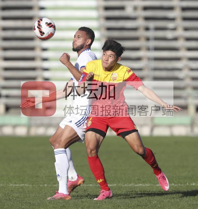 1668976738589025149.jpg 王鑫海上赛季在葡乙联赛中镜头.jpg
