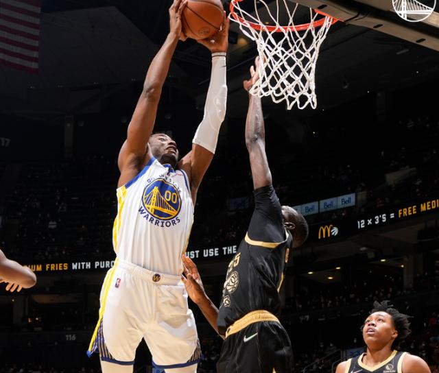 开云入口-核心轮休小鬼当家 库明加高效得到26分未来可期